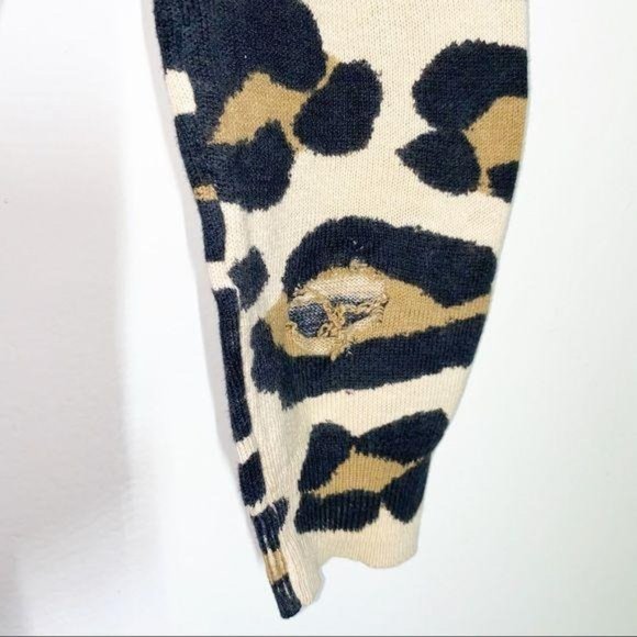 H&M Divided Grungy Destroyed Chunky Leopard Print Knit Cardigan - Size 8… - Picture 10 of 14
